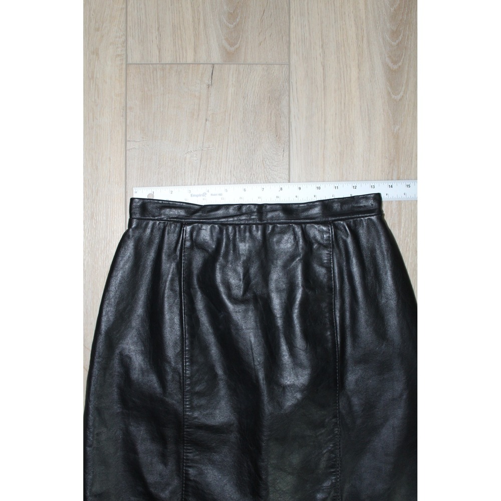 VTG Black Leather Mini Skirt High Waisted Made in USA Size 11/12 Women's 4 - Picture 4 of 7